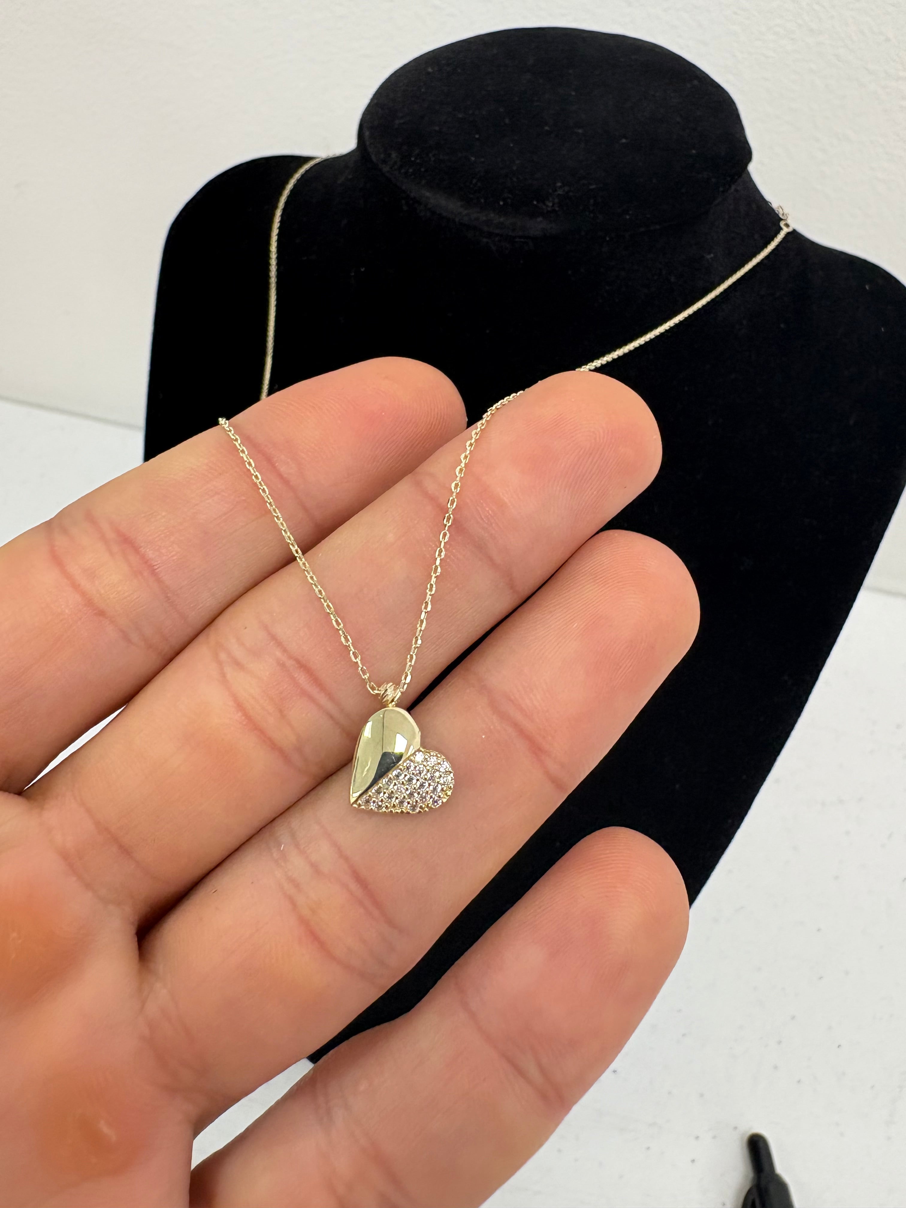 CADENA CON DIJE DE CORAZÓN 10k $229.99