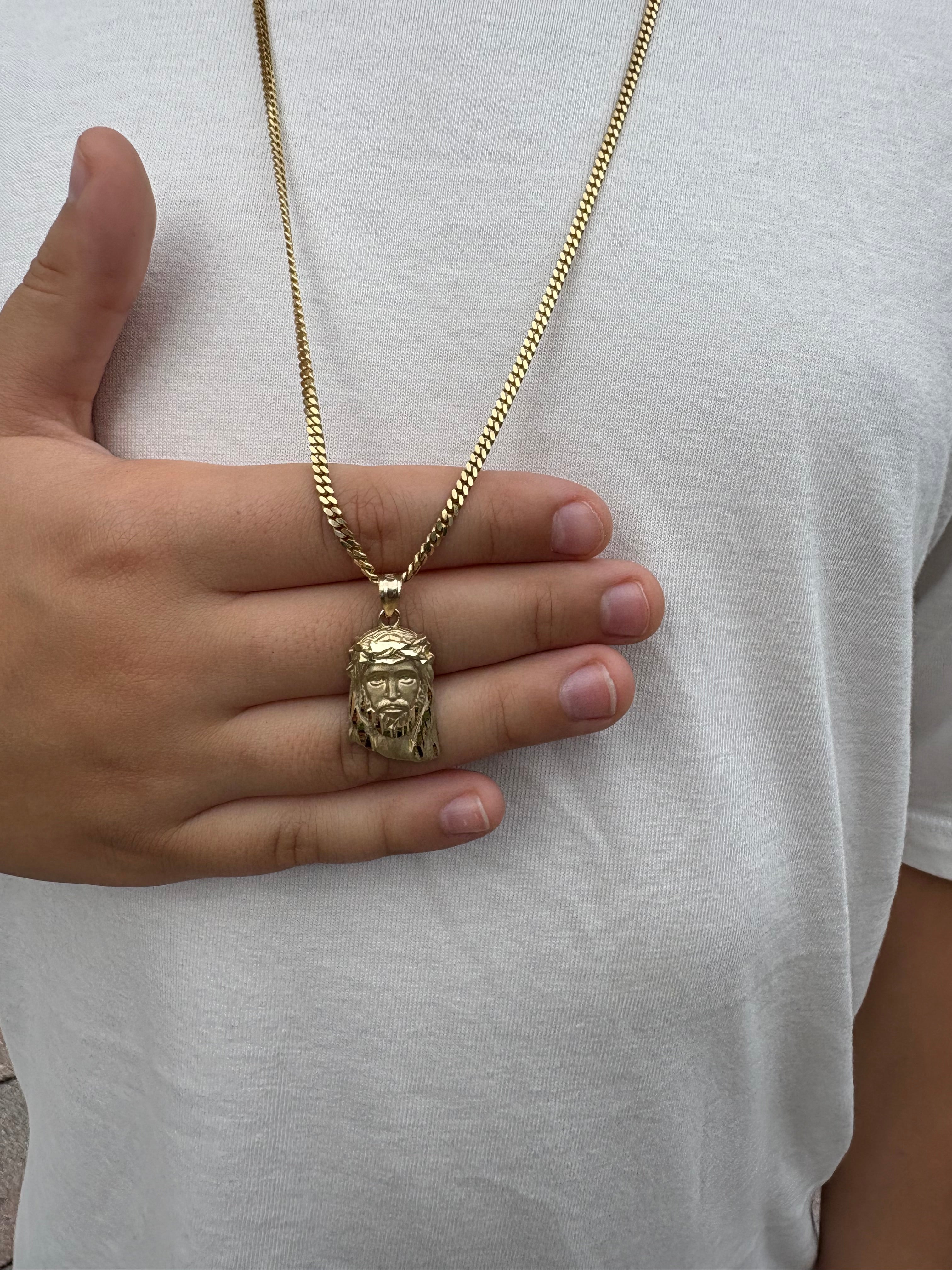 DIJE CARA DE CRISTO 10k.                    $219.99