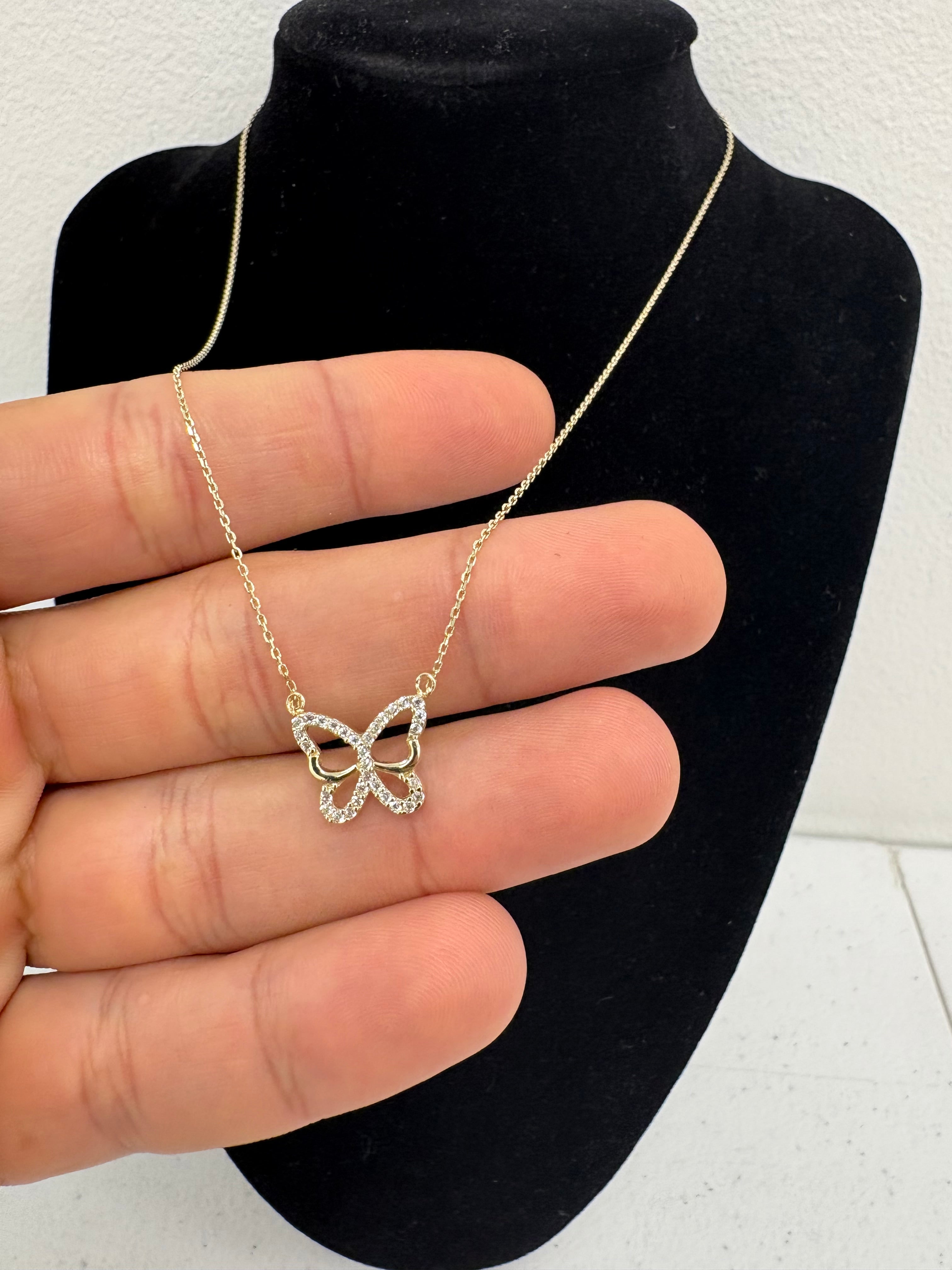 CADENA CON DIJE DE MARIPOSA 10K $219.99