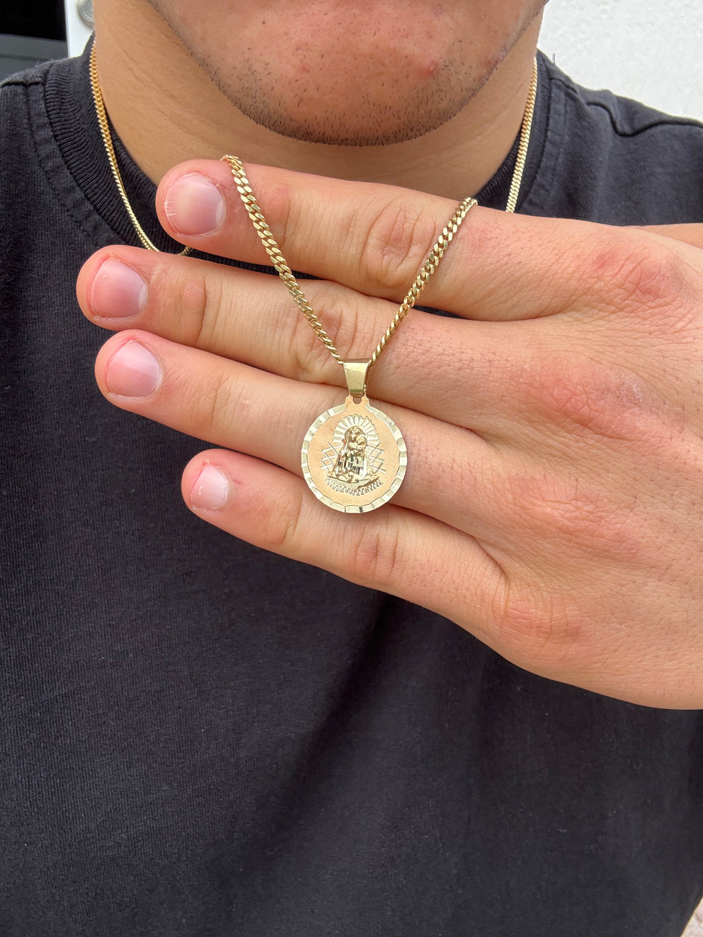 DIJE DE LA CARIDAD DEL COBRE 10k $249.99